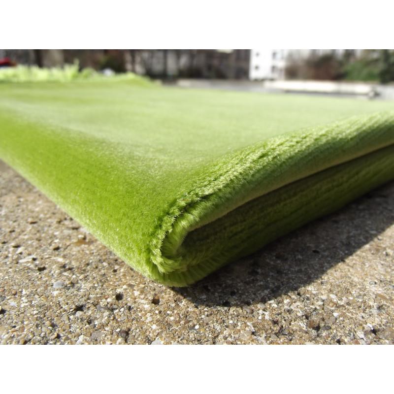 Tapis de Prière Velours Luxe couleur unie - VERT PASTEL - Décoration par Sana disponible chez Al - imen