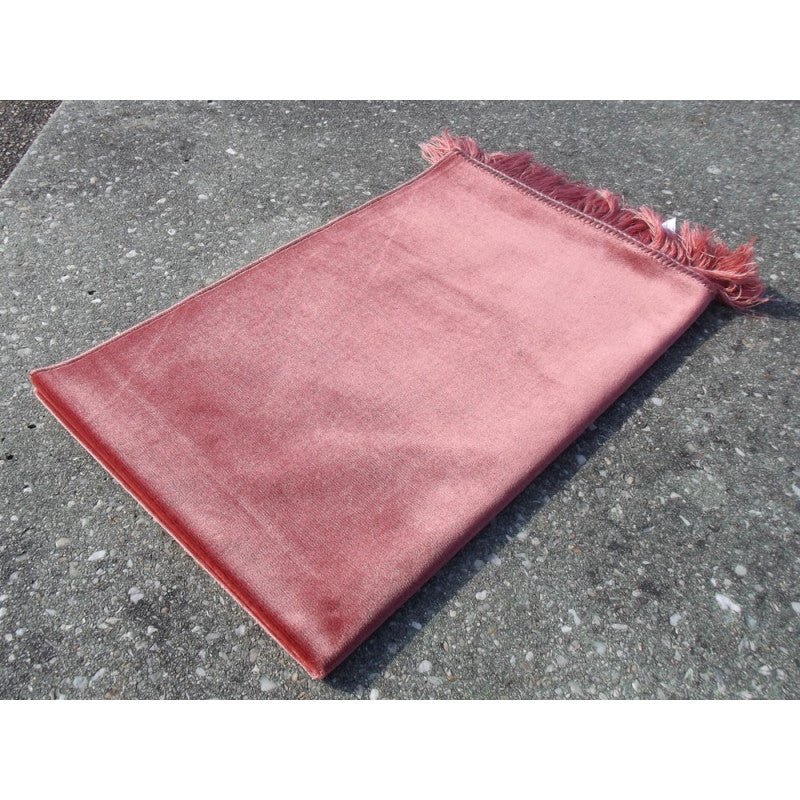 Tapis de prière velours luxe orange saumon - Tapis et revêtements de sol par Sana disponible chez Al - imen