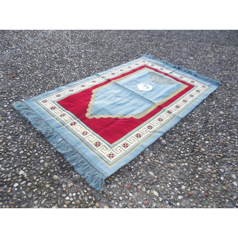 Tapis de prières avec boussole intégrée +mode d'emploi - COULEUR BLEU - cadre rouge - Décoration par Sana disponible chez Al - imen