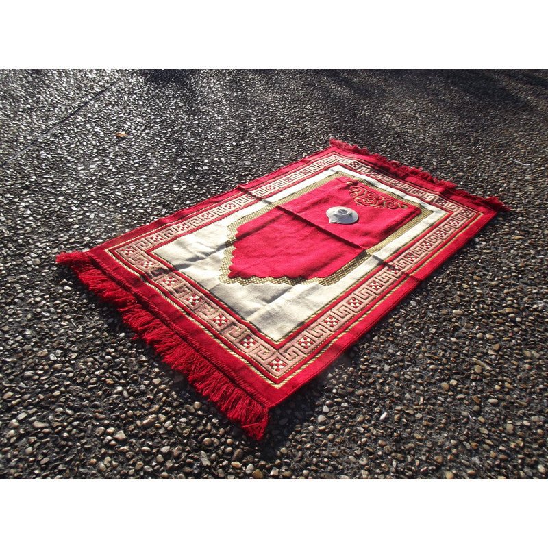 Tapis de prières avec boussole intégrée rouge - Tapis et revêtements de sol par Sana disponible chez Al - imen